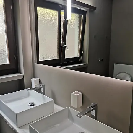 Mountain View - Trek, Bike, Ski, *