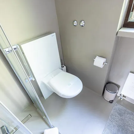 Mountain View - Trek, Bike, Ski, * 필름